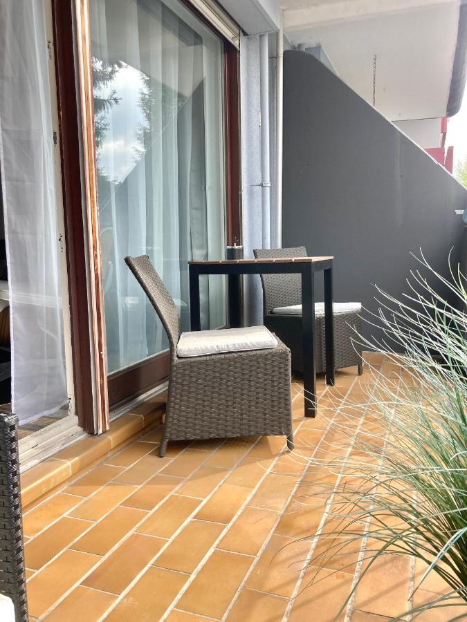 Living At Saarpartments -Adults Only- 2 Bedroom, Netflix - Business & Holiday Apartments For Long- And Short Term Stay, 3 Min To Train Station, Secure E-Bike Parking! 사르브루켄 외부 사진